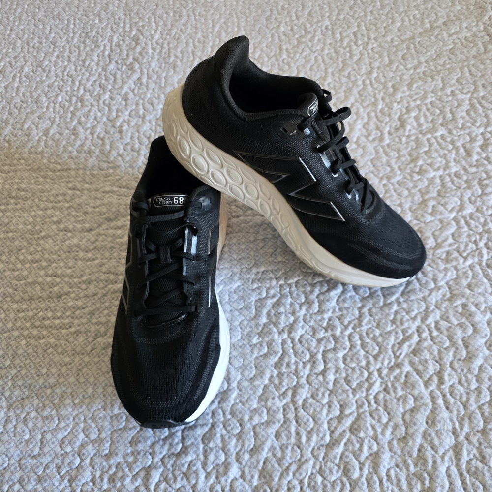 New Balance Men's Fresh Foam 680 v8 size 12